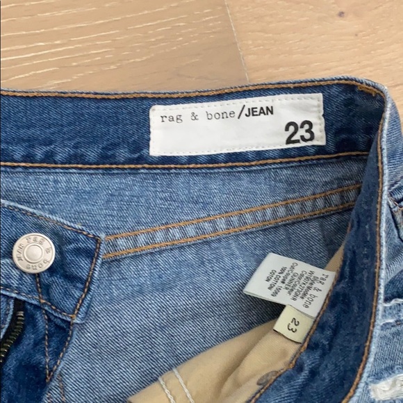 Rag and Bone shorts - Picture 2 of 3